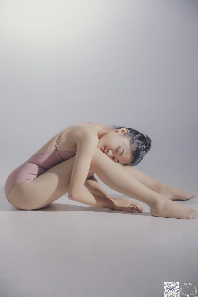 [GALLI嘉麗]舞蹈生日記 024 – 星利 [41P/190MB]插圖2