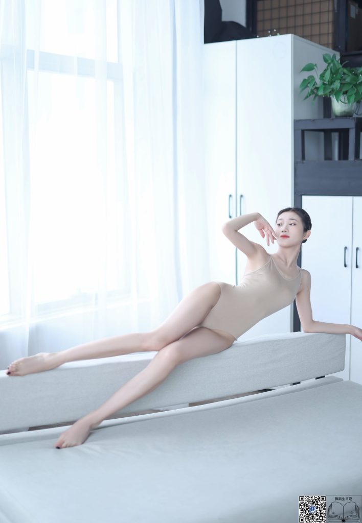 [GALLI嘉麗]舞蹈生日記 054 – 茜茜 [49P/239MB]插圖1