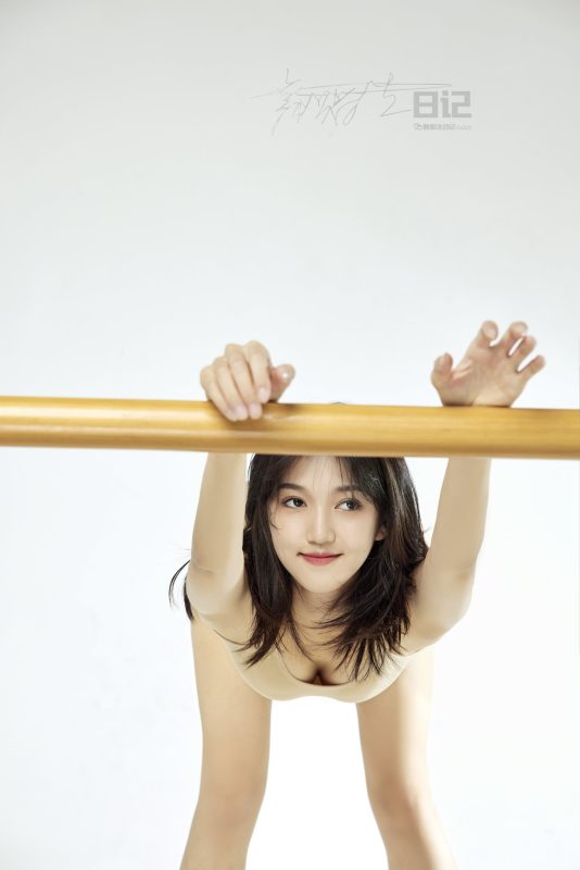 [GALLI嘉麗]舞蹈生日記 065 – 藝考生 美琪 [44P/351MB]-無料攝影圈