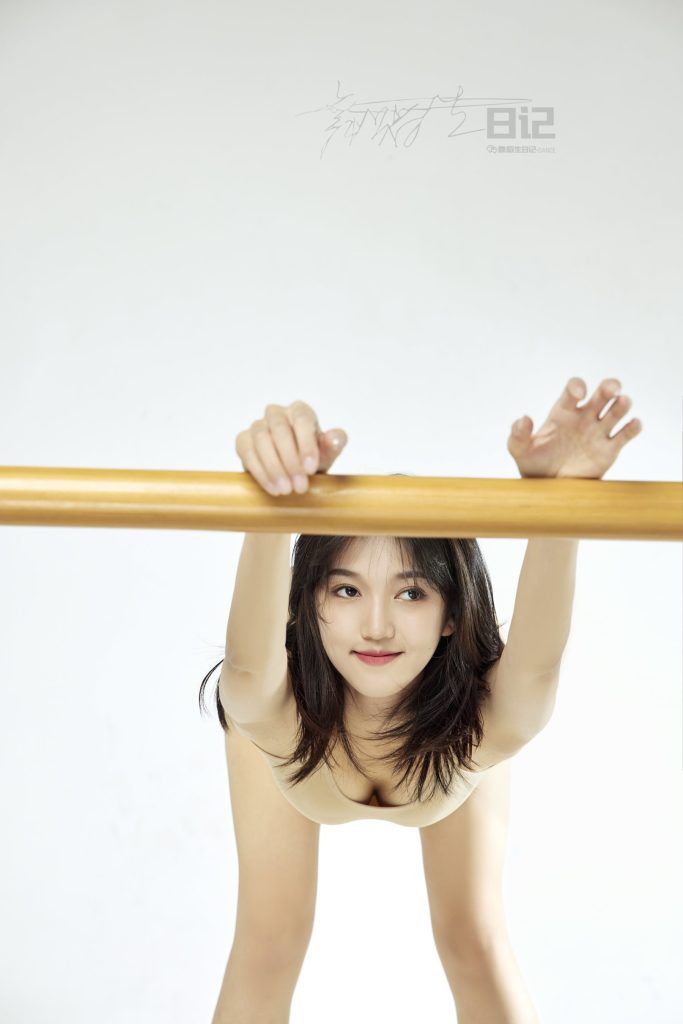 [GALLI嘉麗]舞蹈生日記 065 – 藝考生 美琪 [44P/351MB]插圖