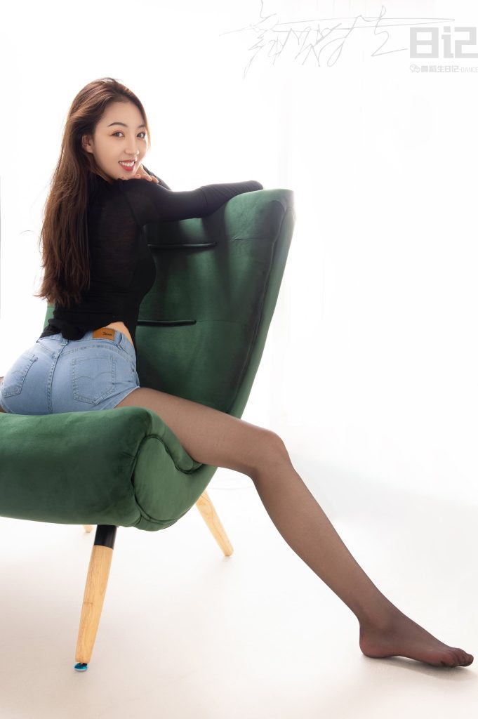 [GALLI嘉麗]舞蹈生日記 069 – 賀賀 [47P/350MB]插圖1