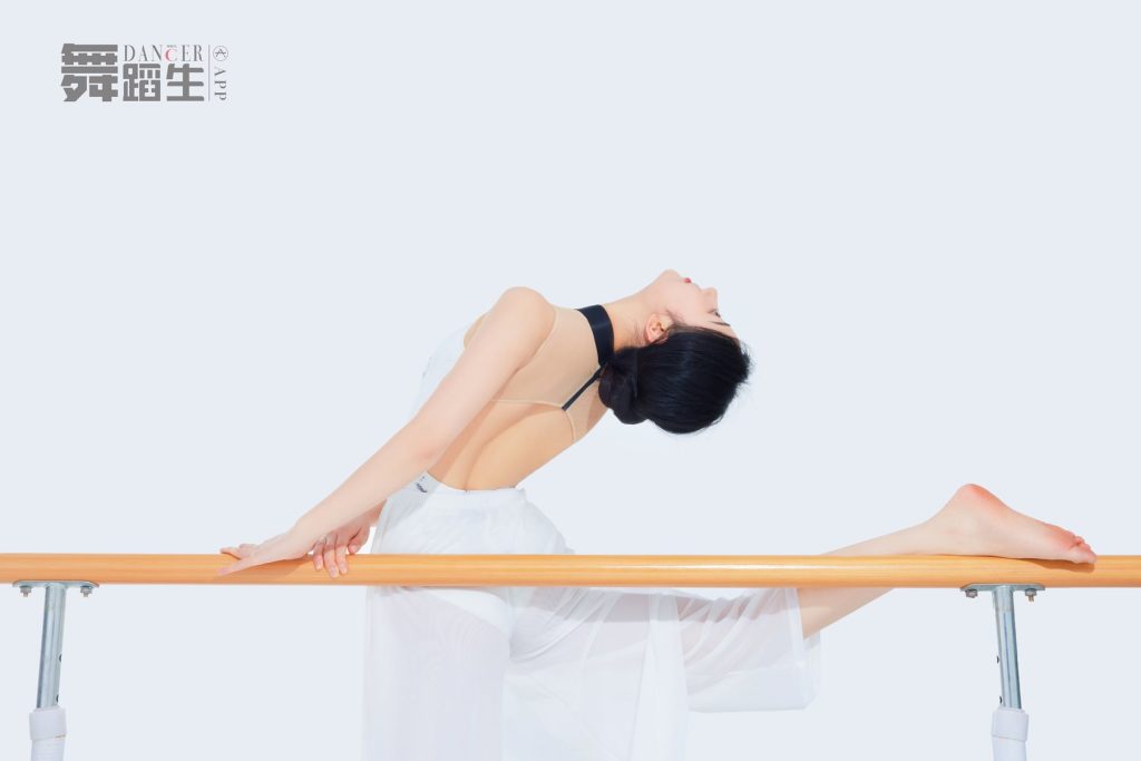 [GALLI嘉麗]舞蹈生日記 083 – 風(fēng)舞如蝶 薛慧 [42P/311MB]插圖3