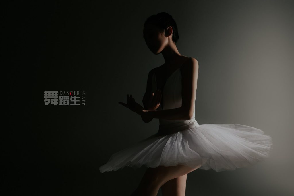 [GALLI嘉麗]舞蹈生日記 088 – 快樂舞步 余羽 [40P/325MB]插圖1