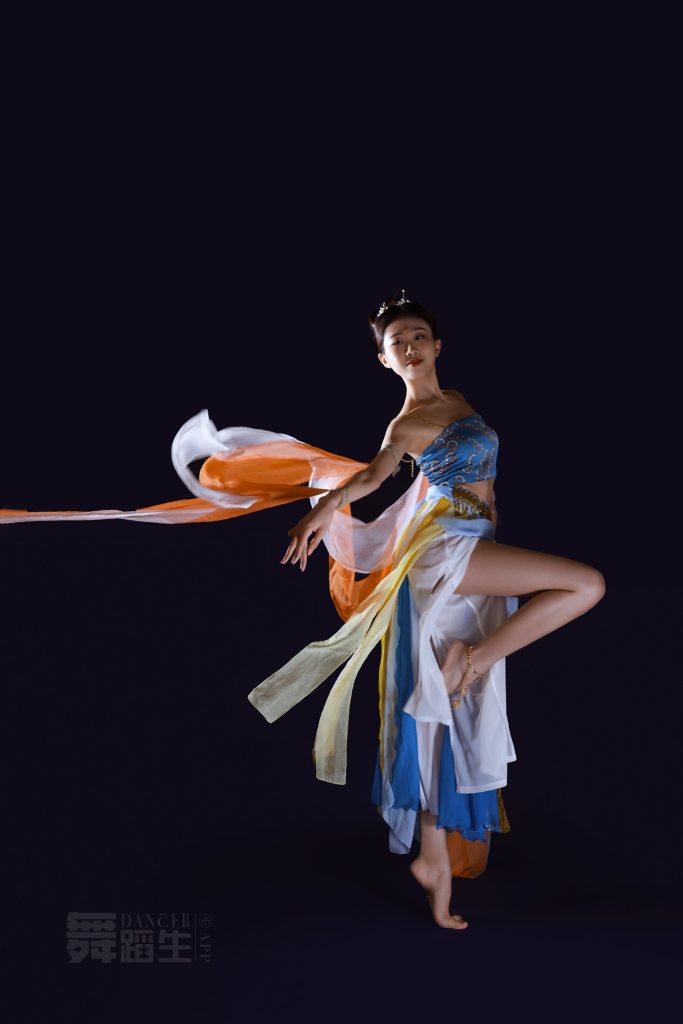 [GALLI嘉麗]舞蹈生日記 089 – 敦煌飛天 劉思彤 [45P/175MB]插圖1