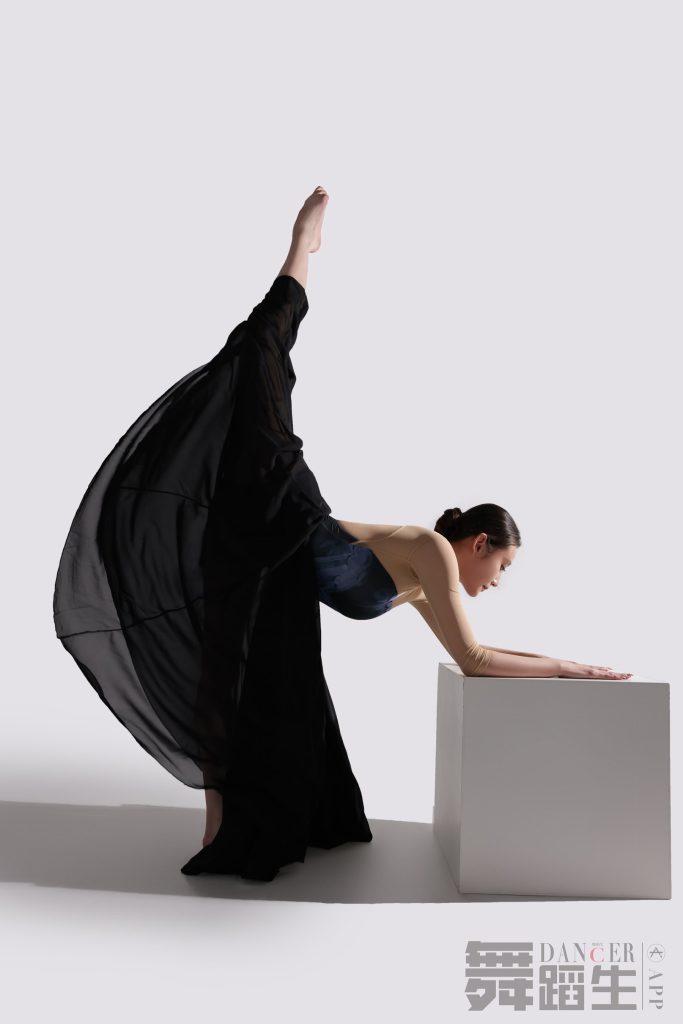 [GALLI嘉麗]舞蹈生日記 092 – 創(chuàng)造即興 雷鈺航 [42P/192MB]插圖2