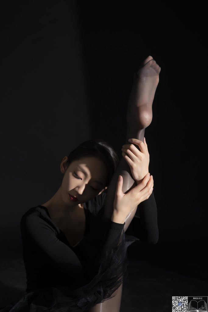 [GALLI嘉麗]舞蹈生日記 099 – 清清老師 [44P/335MB]插圖