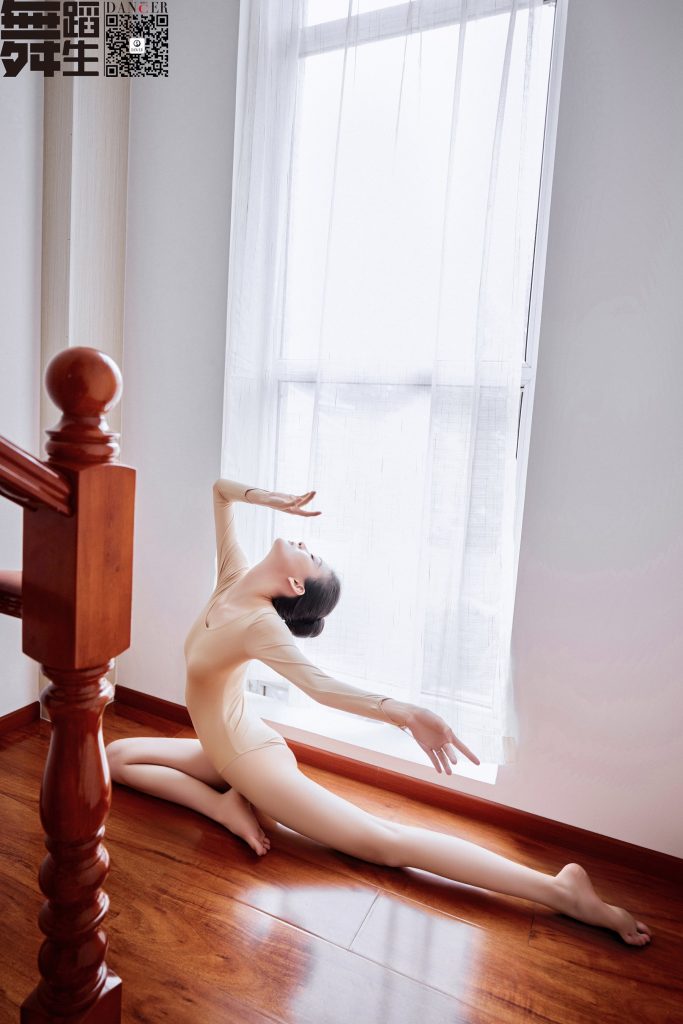 [GALLI嘉麗]舞蹈生日記 145 燃[28P220MB]插圖3