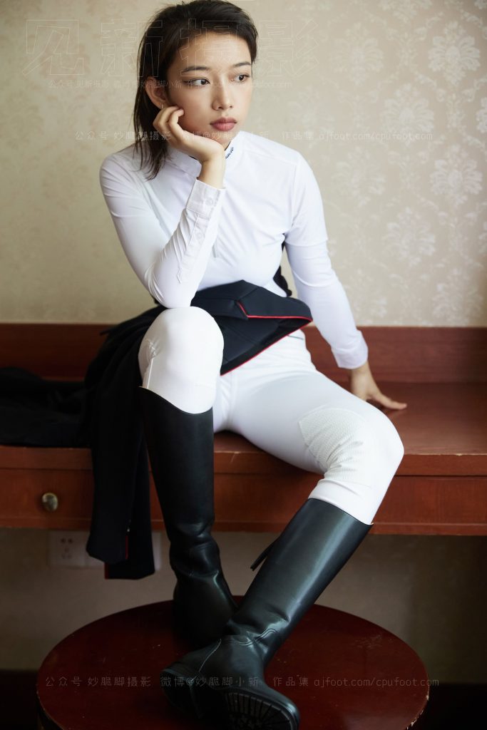 [見新攝影]NO.021 巔峰 英姿颯爽 帥氣少女風(fēng) ｜ 又酷又美的騎[323P/1V/2.86GB]插圖