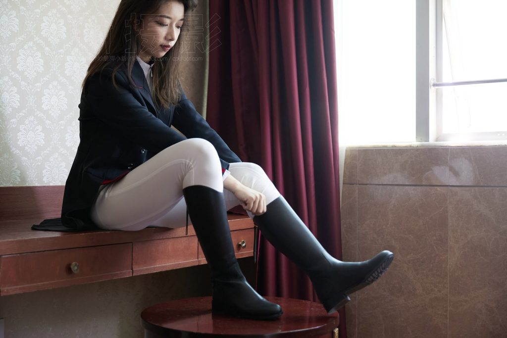 [見新攝影]NO.021 巔峰 英姿颯爽 帥氣少女風(fēng) ｜ 又酷又美的騎[323P/1V/2.86GB]插圖3