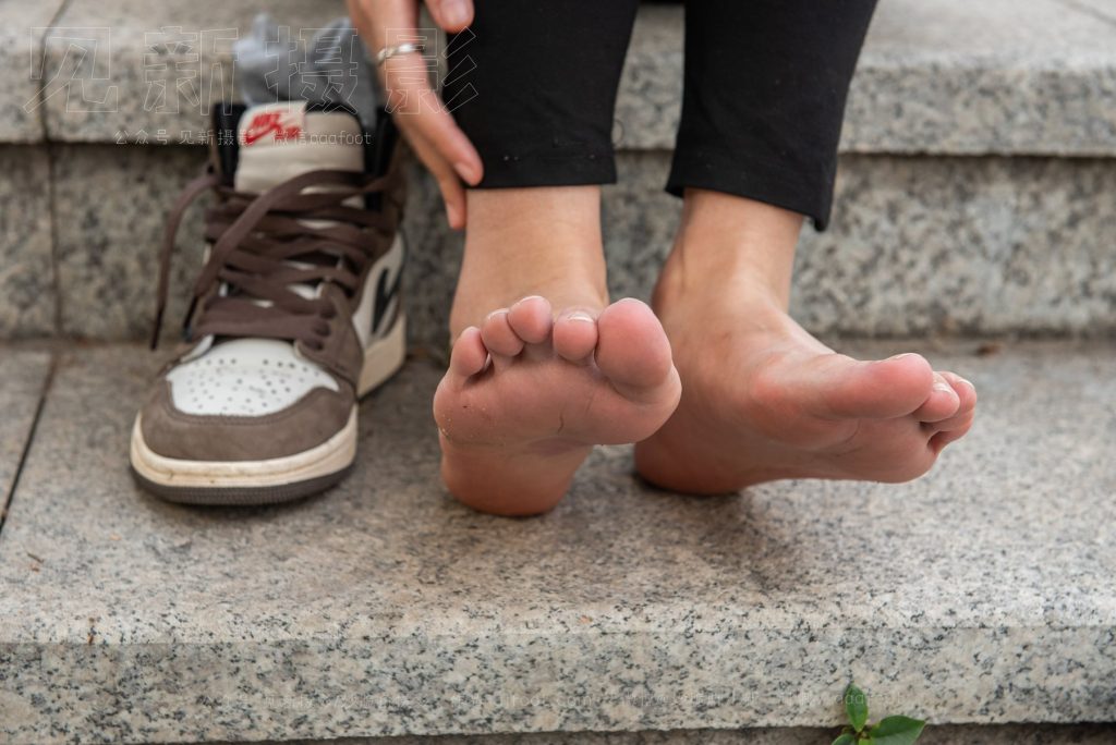 [見新攝影]NO.032 泥土色 倒鉤AJ（婧 會(huì)展公園）[220P/2V/2.17GB]插圖1