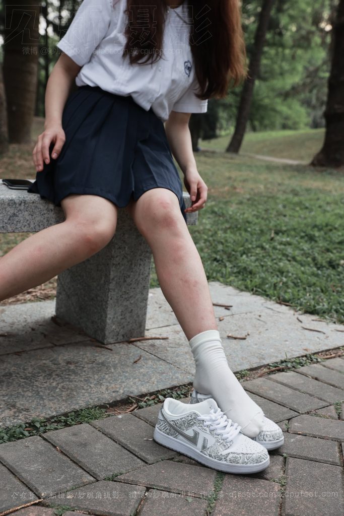 [見(jiàn)新攝影]NO.042 臺(tái)灣大學(xué)附中 朵兒[186P/942MB]插圖3