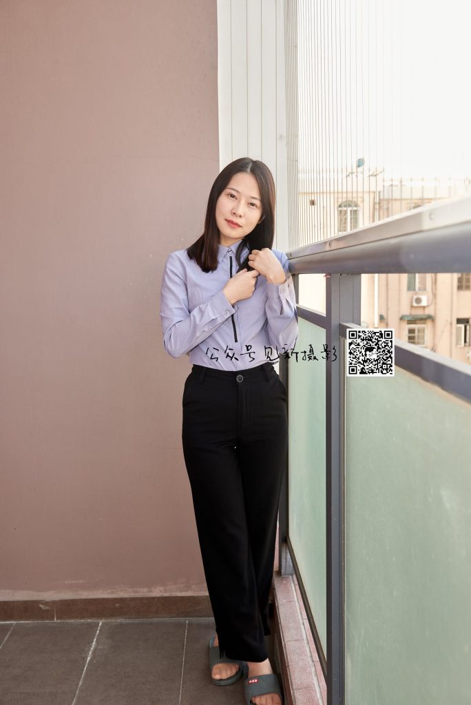 [見(jiàn)新攝影]NO.049 -小江-戶外褲里絲高跟 [155P/1.79G]插圖3