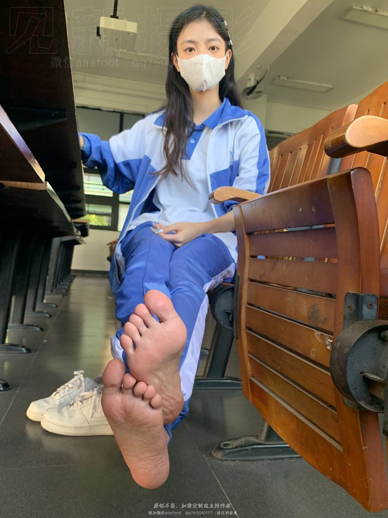 [見新攝影]NO.056 畢業(yè) 最后一次坐在教室里[500P/1V/7.93GB]插圖2