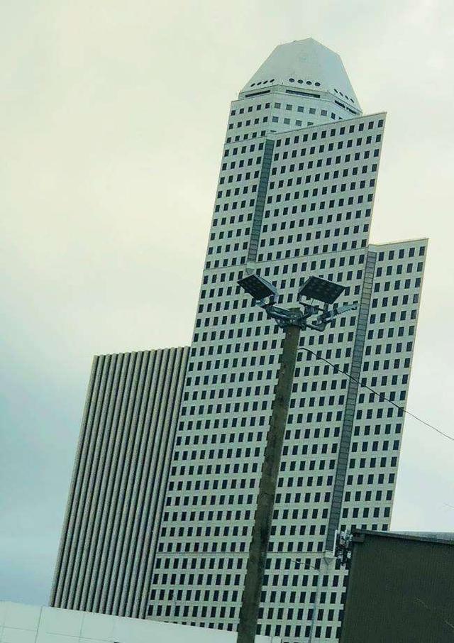 26張“腦洞大開”的錯覺照：沒有PS，卻比魔術還離譜插圖15