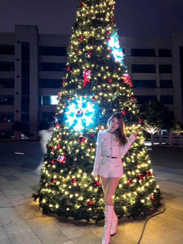 腳模面試臉足同框套路系列-012-14號(hào)-宿舍黑絲內(nèi)依足底秀[15P/10V/75MB]插圖3