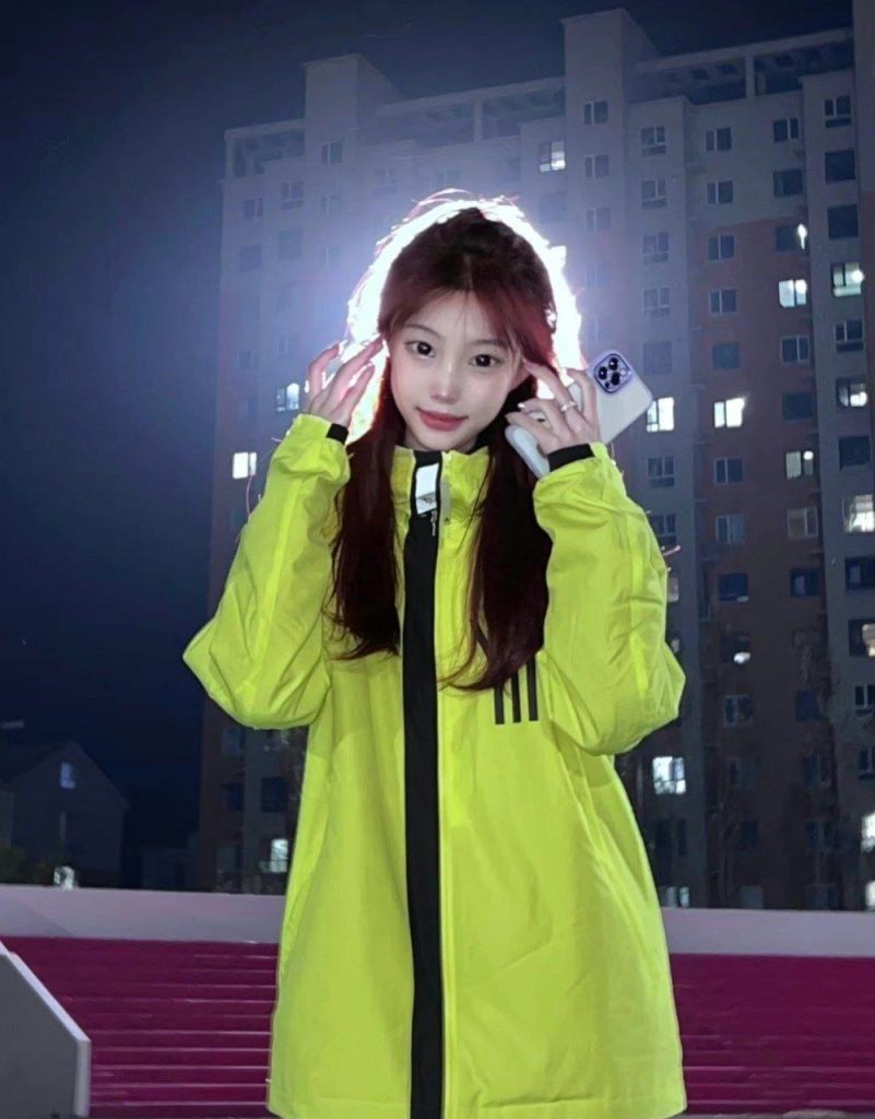 腳模面試臉足同框套路系列-013-15號-167 82 36素顏展示[36P/3V/48MB]插圖1