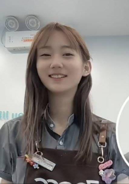 腳模面試臉足同框套路系列-018-20號-165 90 38 圓臉學妹[9P/9V/28MB]插圖2