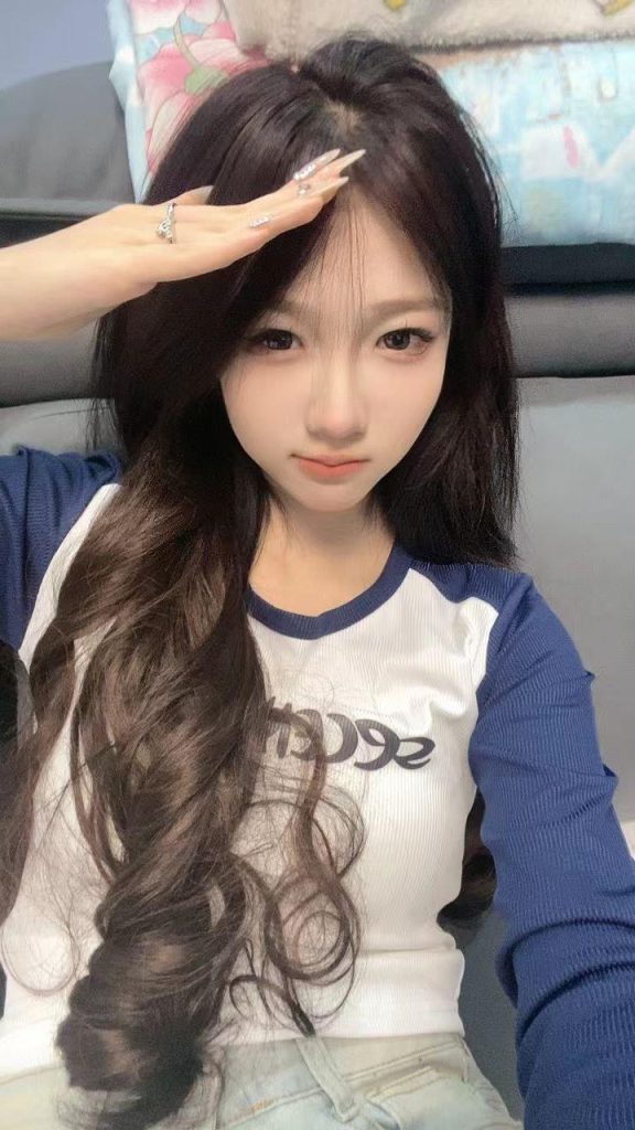 腳模面試臉足同框套路系列-019-21號(hào)-直播中被罵破防[16P/9V/201MB]插圖3