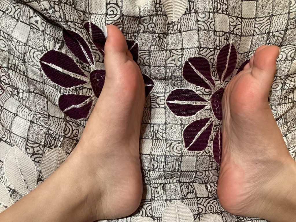 腳模面試臉足同框套路系列-028-30號(hào)-小姐姐[8P/5V/182MB]插圖2