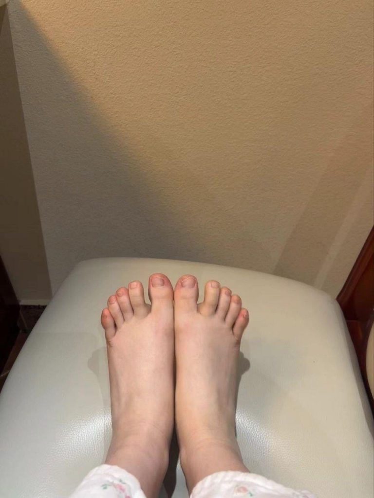 腳模面試臉足同框套路系列-033-35號-小姐姐[8P/4V/61MB]插圖1