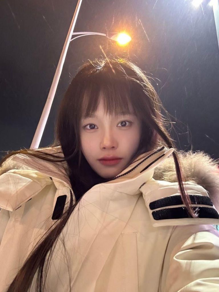 腳模面試臉足同框套路系列-039-164 44 37 小姐姐[9P/1V/29MB]插圖2