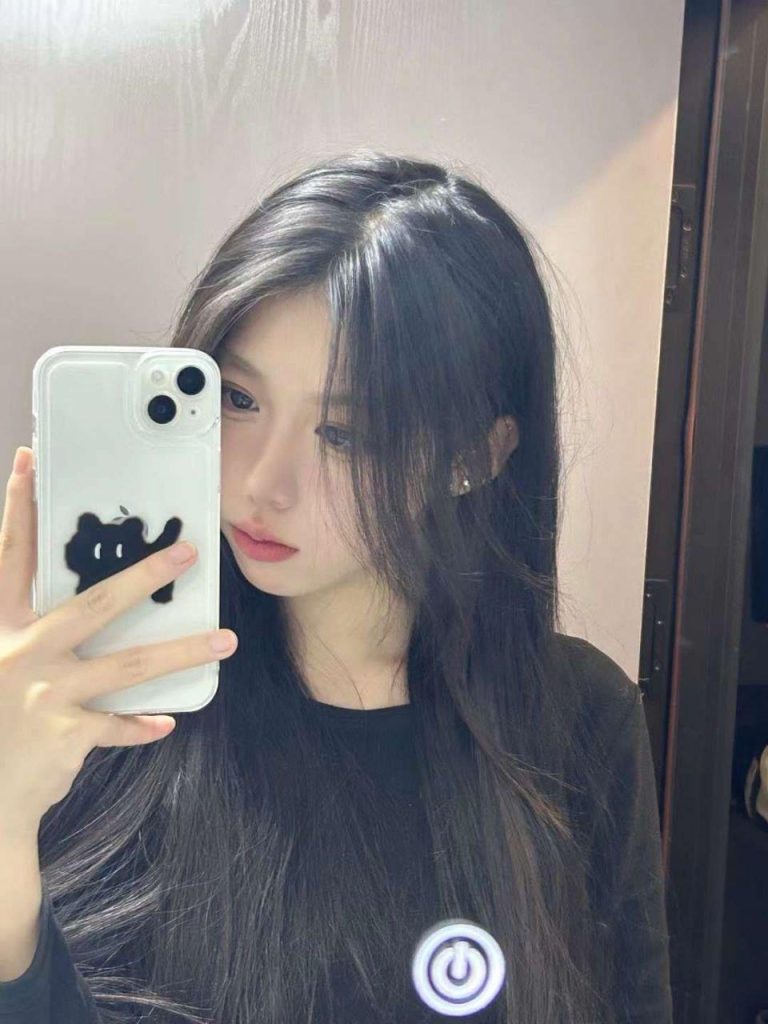 腳模面試臉足同框套路系列-045-165 94 36.5 長(zhǎng)發(fā)學(xué)妹[17P/3V/13MB]插圖3