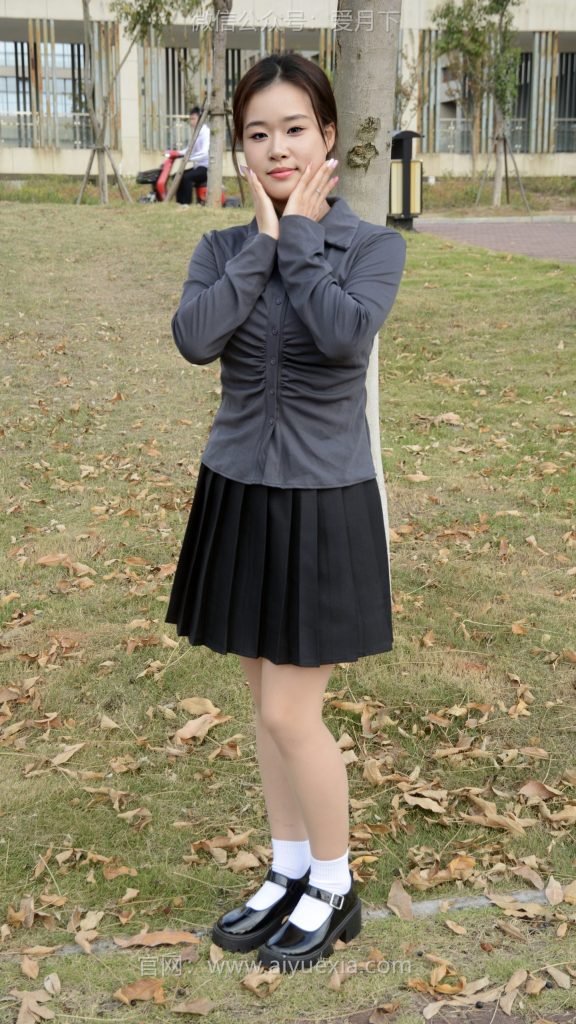 [愛月下] NO.006 茜茜~灰色小JK [100P/1V/3.06G]插圖