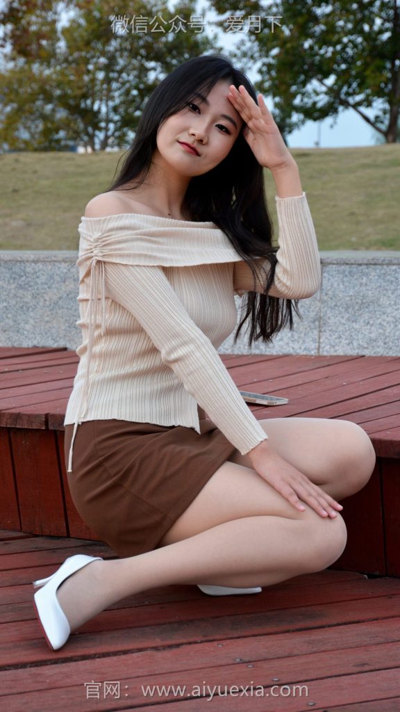 [愛月下] NO.007 恰恰 一字肩尷尷尬尬的第一次駕馭一字肩服飾！[100P/1V/5.43G]插圖3