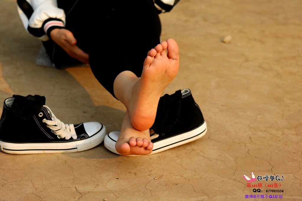 開膛手杰克 145期 高幫帆布鞋黑色船襪腳 [402P/1V/1.24G]插圖1