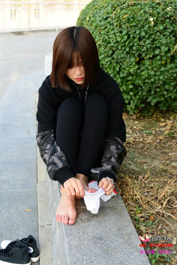 開膛手195期舞蹈生帆布鞋白棉襪 [303P/1V/1.71G]插圖