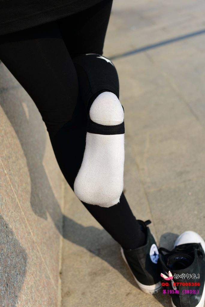 開膛手195期舞蹈生帆布鞋白棉襪 [303P/1V/1.71G]插圖2