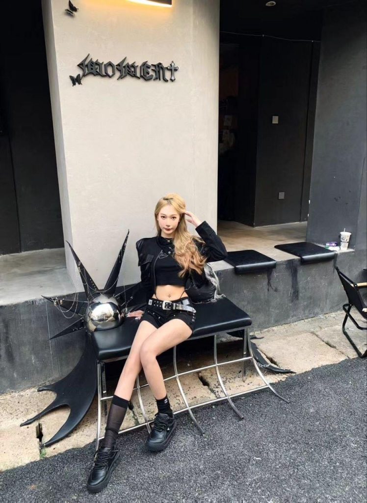 腳模面試臉足同框套路系列-082-各種秀腳[15P/3V/49MB]插圖1