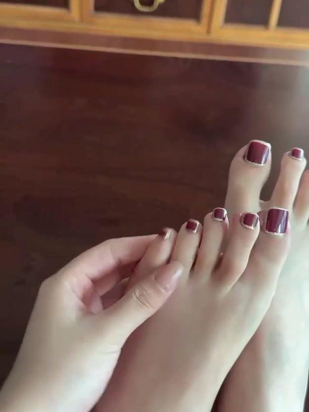 腳模面試臉足同框套路系列-085-紅指甲[4P/18V/132MB]插圖3