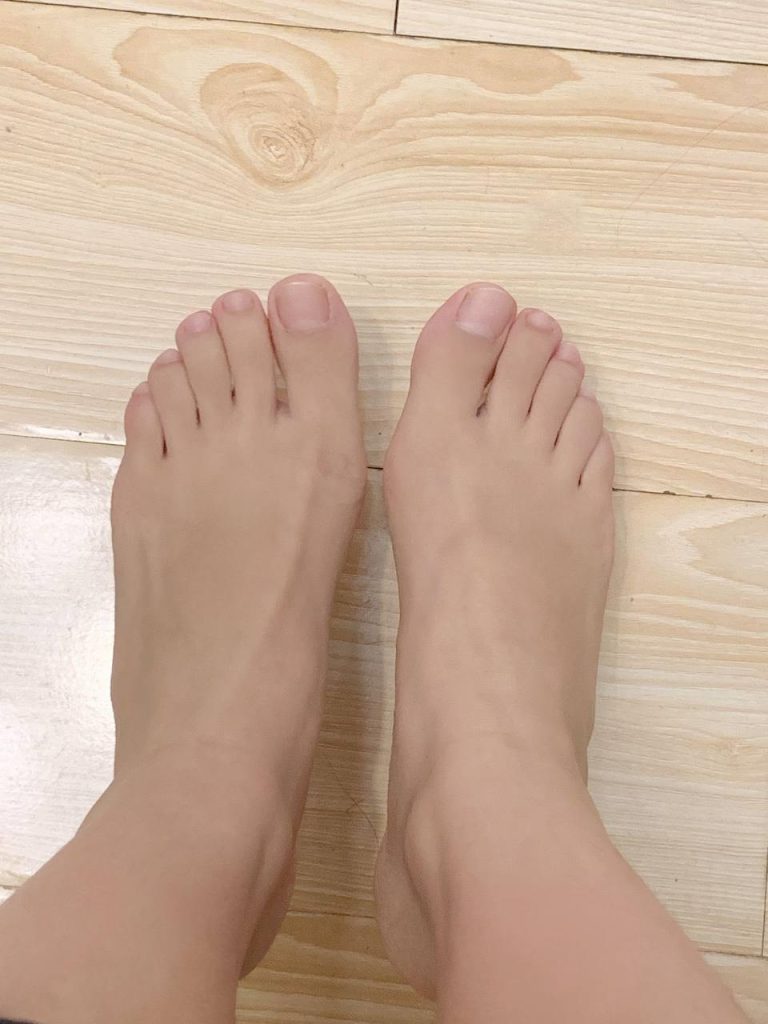 腳模面試臉足同框套路系列-094 可愛mm超近距離拍腳 [13P/6V/68M]插圖3