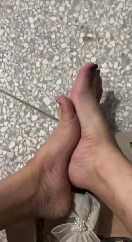 腳模面試臉足同框套路系列-097 甜甜 上海166 93 37[34P/10V/67M]插圖2