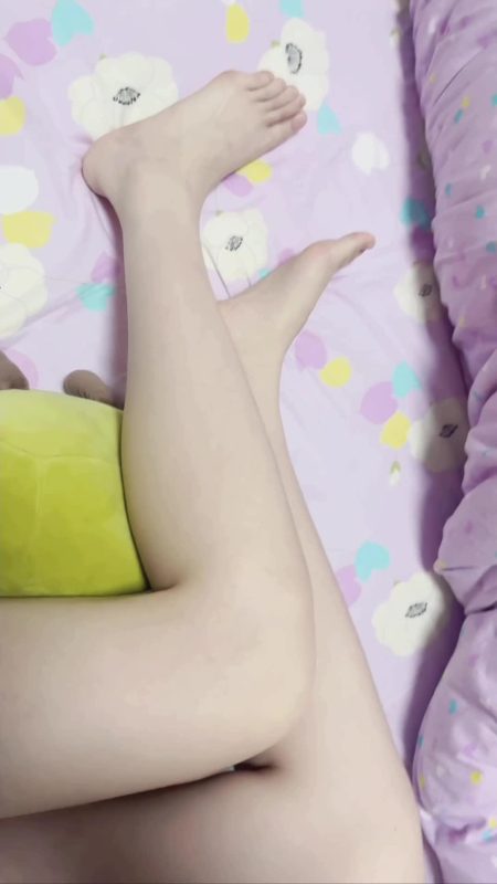 腳模面試臉足同框套路系列-103 濕濕的腳丫[89P/6V/106M]-無(wú)料攝影圈