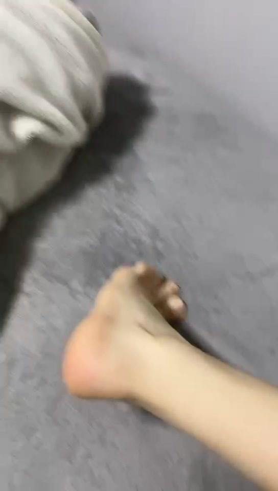 腳模面試臉足同框套路系列-120 黑絲踩屏秀腳 主播[25P/15V/138M]插圖3