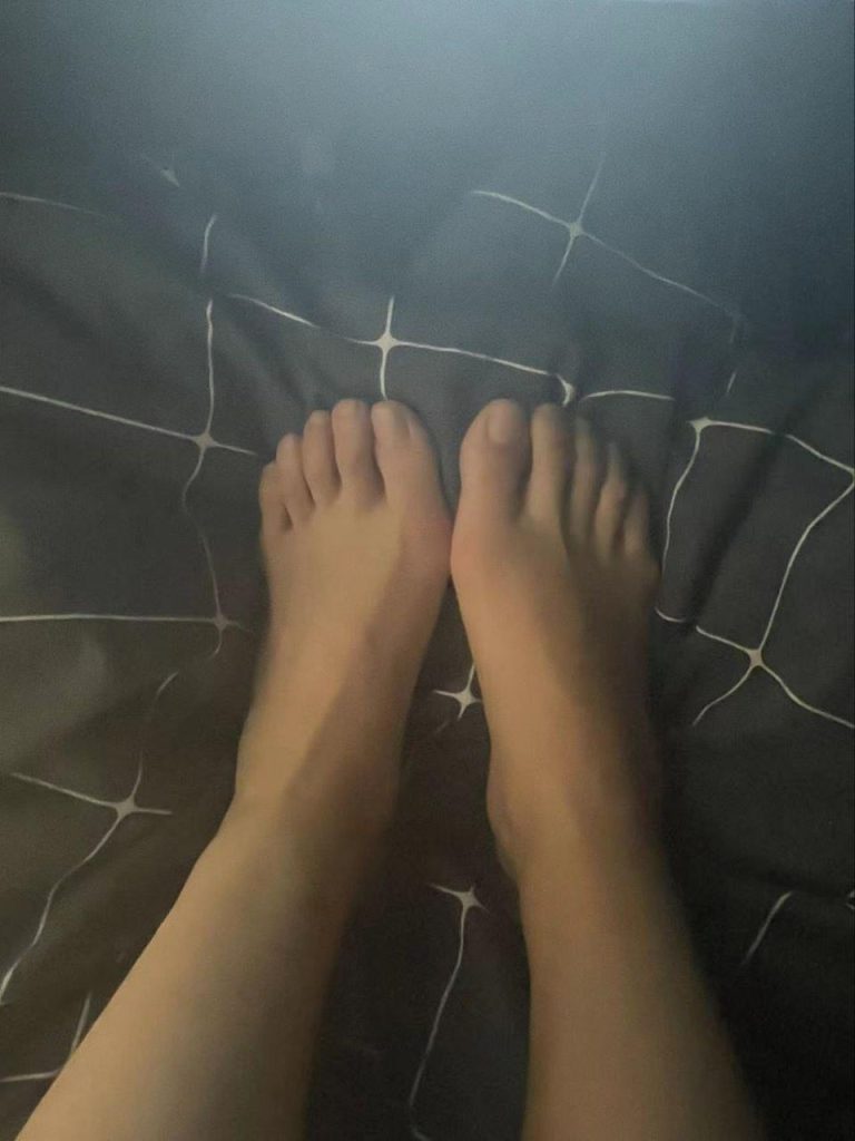 腳模面試臉足同框套路系列-122 藝術(shù)院校校花[5P/2V/8M]插圖3