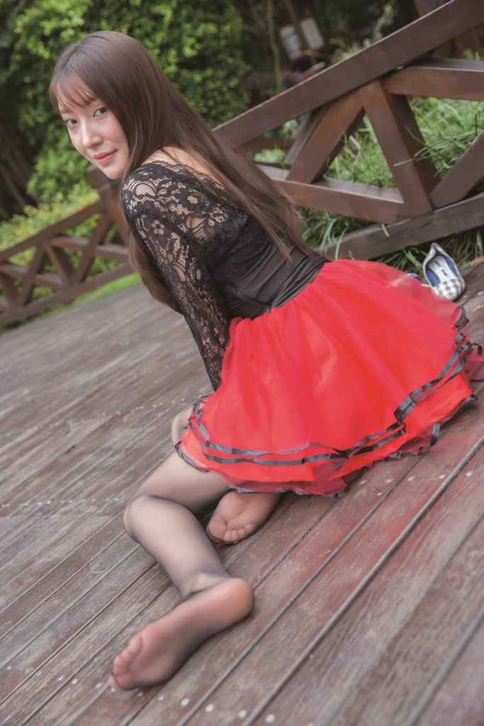 [LISS麗絲映像]NO.028《黑絲洛麗塔》[66P/1.15GB]插圖2