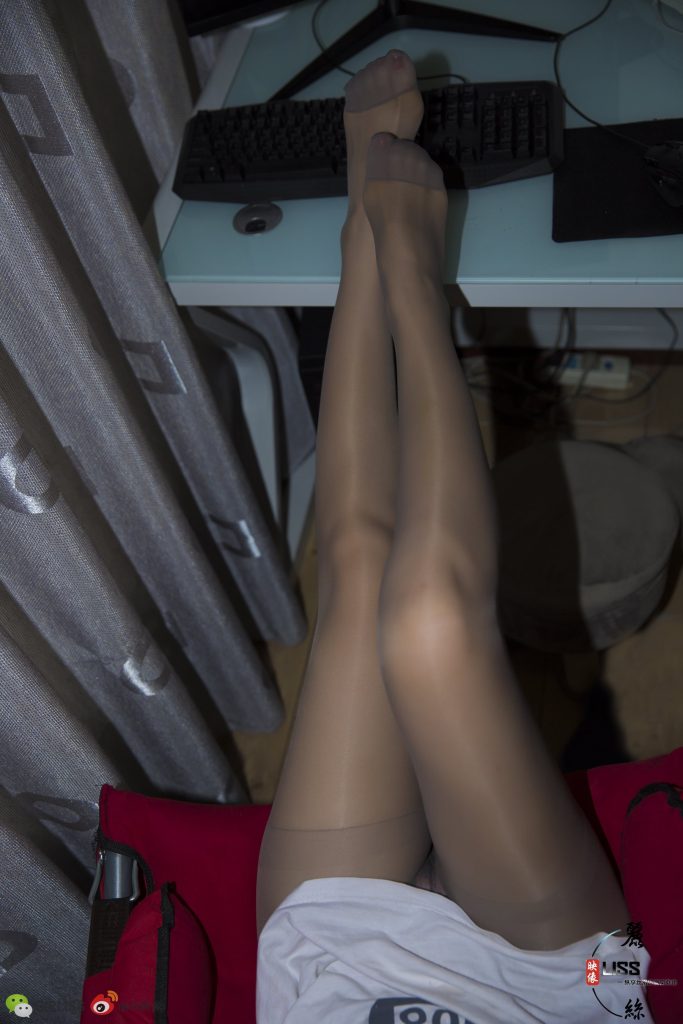 [LISS麗絲映像]NO.065《室內(nèi)灰絲》[70P/990MB]插圖1