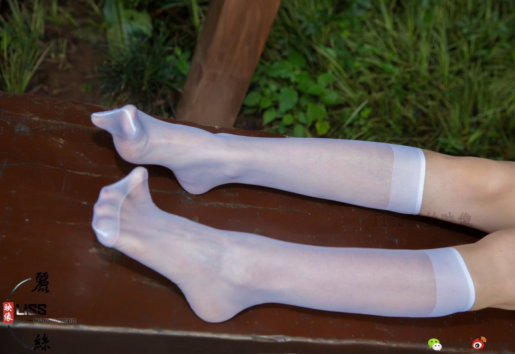 [LISS麗絲映像]NO.086 中筒白絲襪[39P/620MB]插圖2