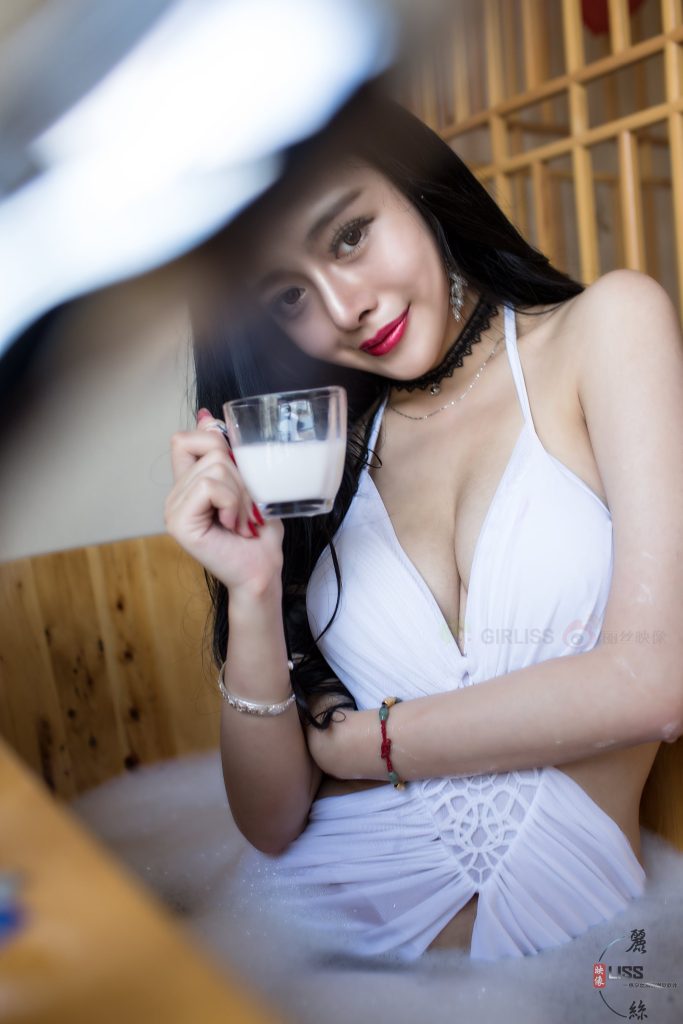 [LISS麗絲映像]NO.087 白雪黑絲[36P/446MB]插圖