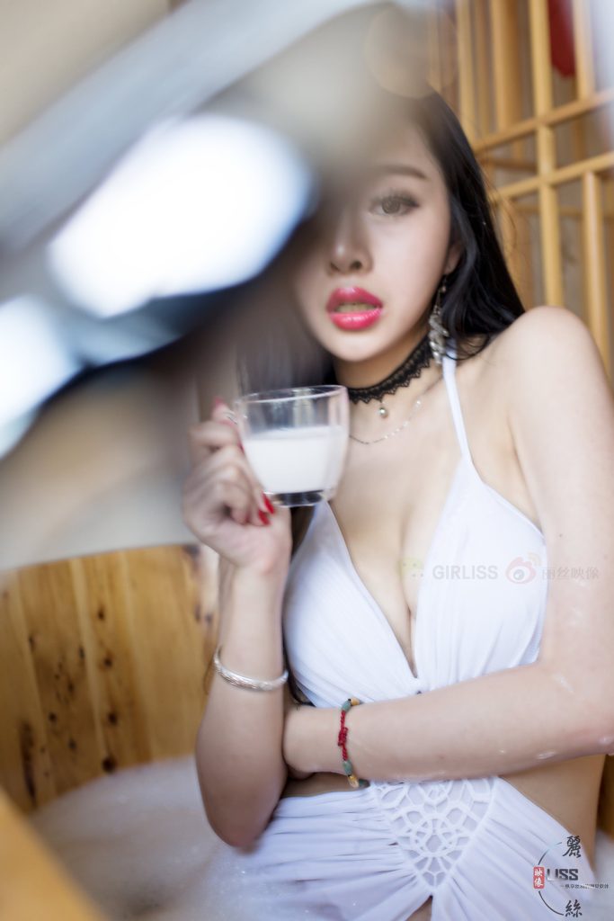 [LISS麗絲映像]NO.087 白雪黑絲[36P/446MB]插圖3