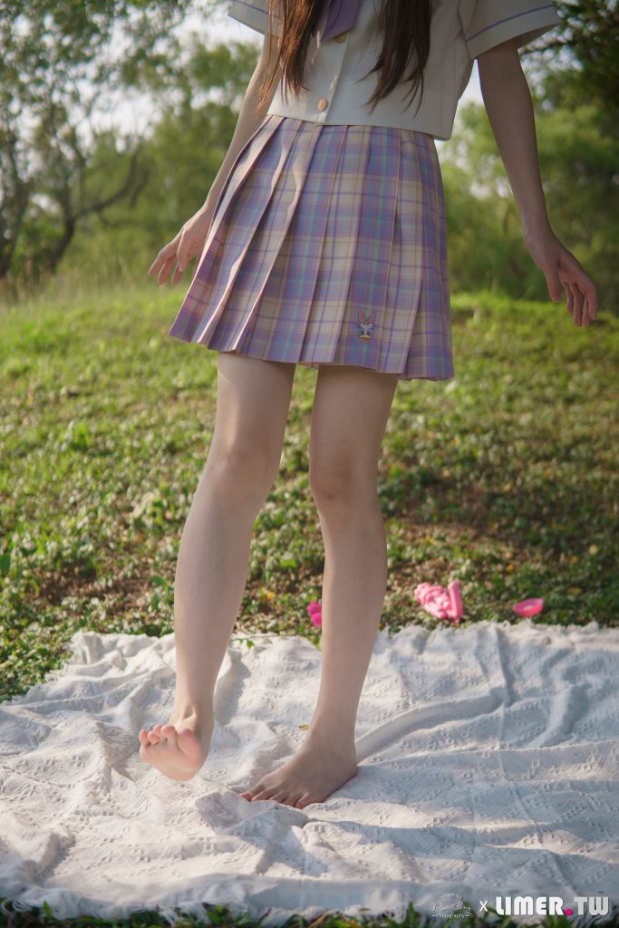 Limerence原創(chuàng) NO.047 海藍(lán) 白皙希臘腳 JK戶外野餐[199P/1V/1.54GB]插圖2