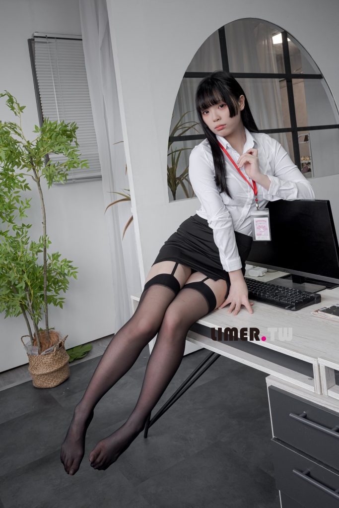 Limerence原創 NO.095 之之 絕美職員讓你上班無法專心的黑絲＆裸足[202P/2V/1.96GB]插圖