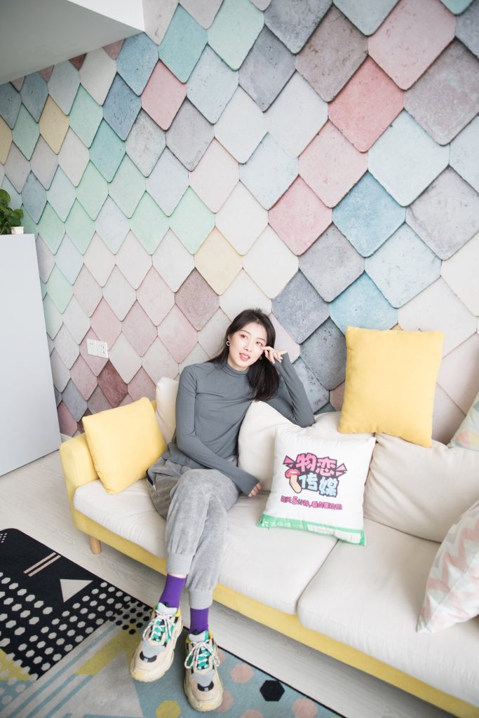 物戀傳媒 No.134 心怡-摩登俏女郎的紫色夢幻 [179P/1V/2.89GB]插圖2