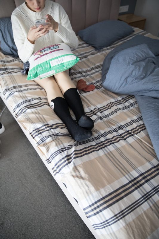 物戀傳媒 No.143 如夕-甜美笑容he甜美堆堆襪 [136P/1V/2.78G]-無料攝影圈