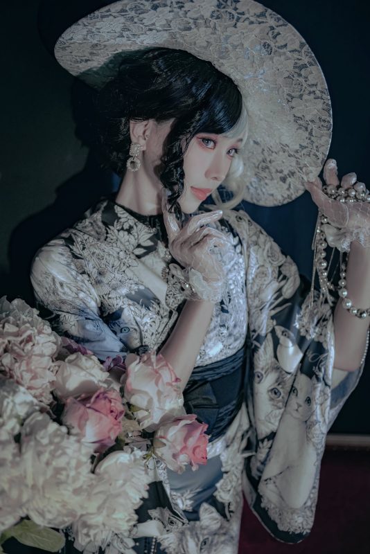 Ely_eee(ElyEE子) NO.127 – Halloween Witch[8P/2V/50MB]-無料攝影圈