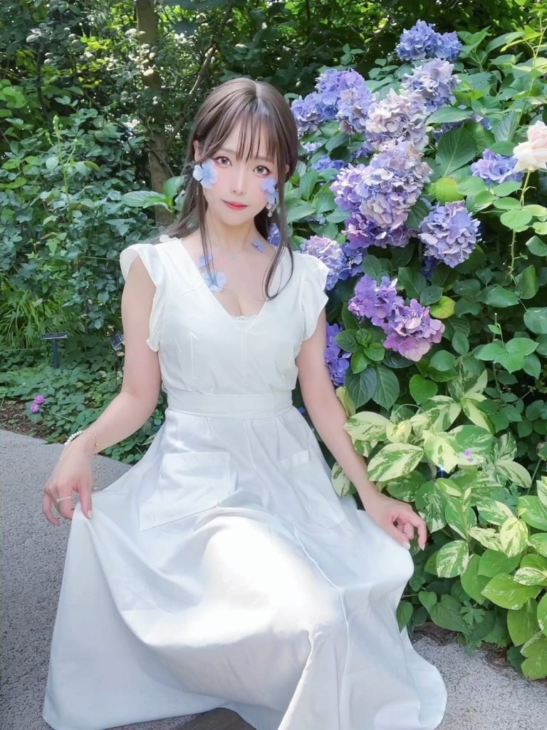 Ely_eee(ElyEE子) NO.149 – Rainy Season 雨季繡球花[31P/2V/85MB]插圖1