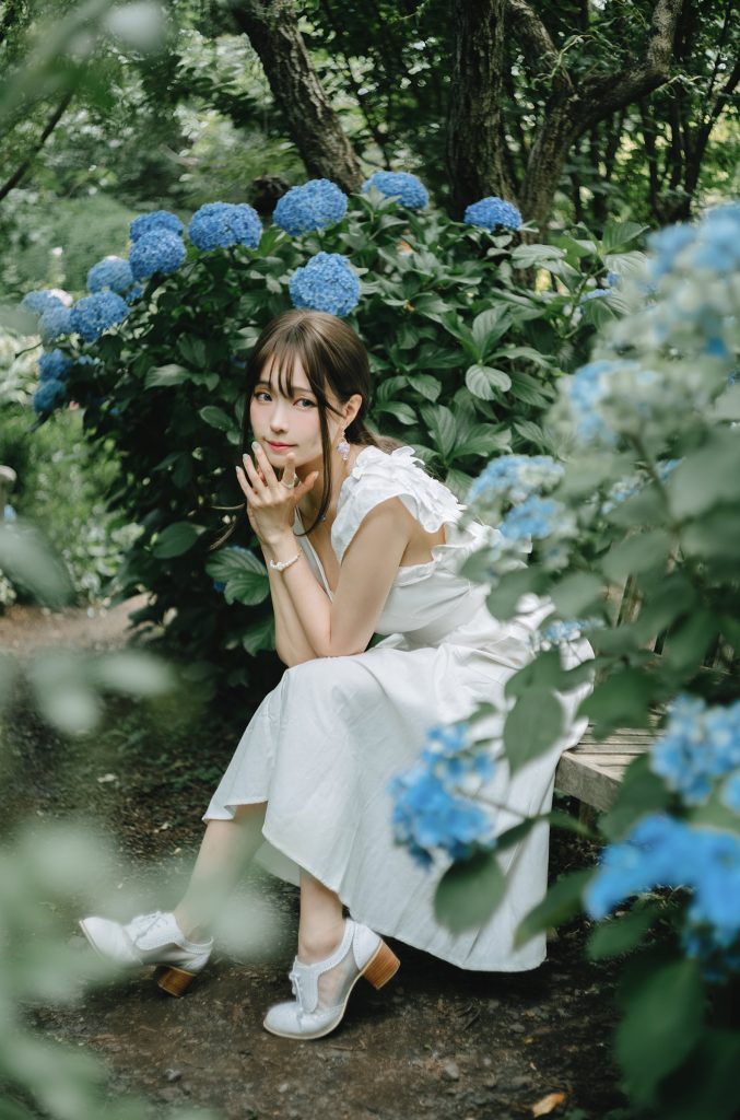 Ely_eee(ElyEE子) NO.149 – Rainy Season 雨季繡球花[31P/2V/85MB]插圖2